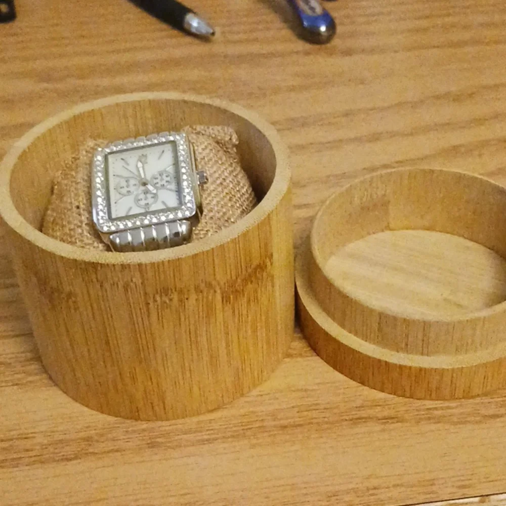 Watch - Picture 4 of 4